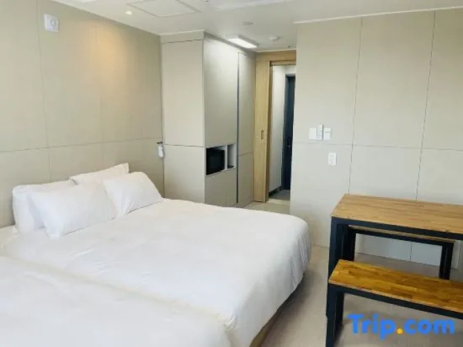 Deluxe Twin room with ocean view
