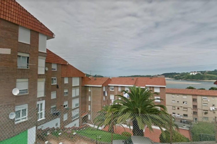 3 Bedrooms Apartment