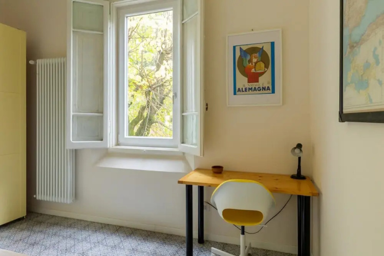 Alberti 12 - Appartamento Vittorio con Balcone