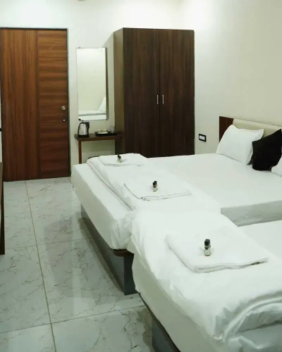 Hotel kailash inn