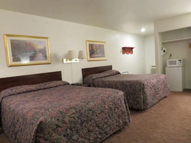 Rim Rock Motel