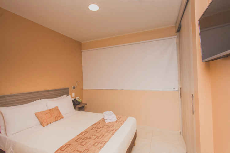 Hotel Aixo Suites By Geh Suites