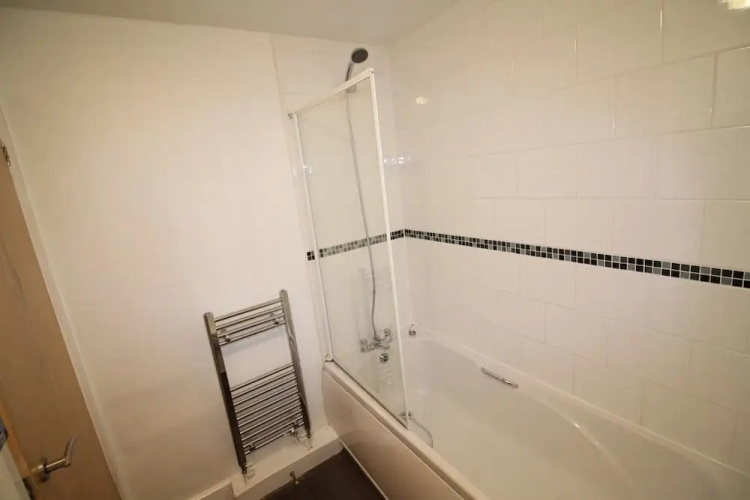 1 Bed Apartment