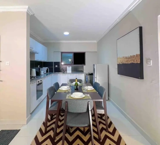 2 Bedrooms Apartment