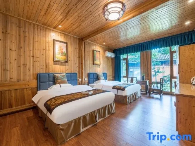 Standard Double room with courtyard view