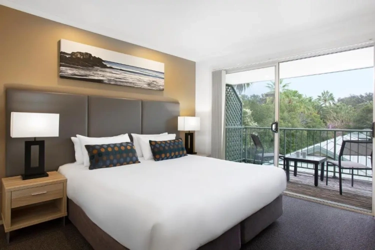 2 Bedrooms Villa