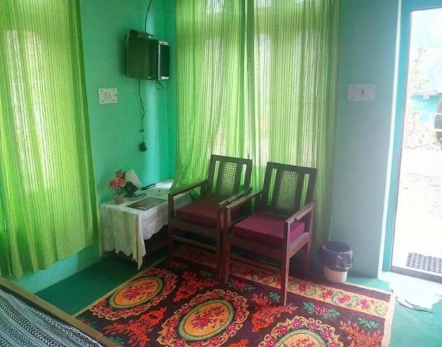 StayApart - Shruti Guest House