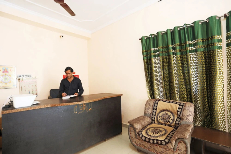 Oyo 44396 Mugdal Rishi Dham