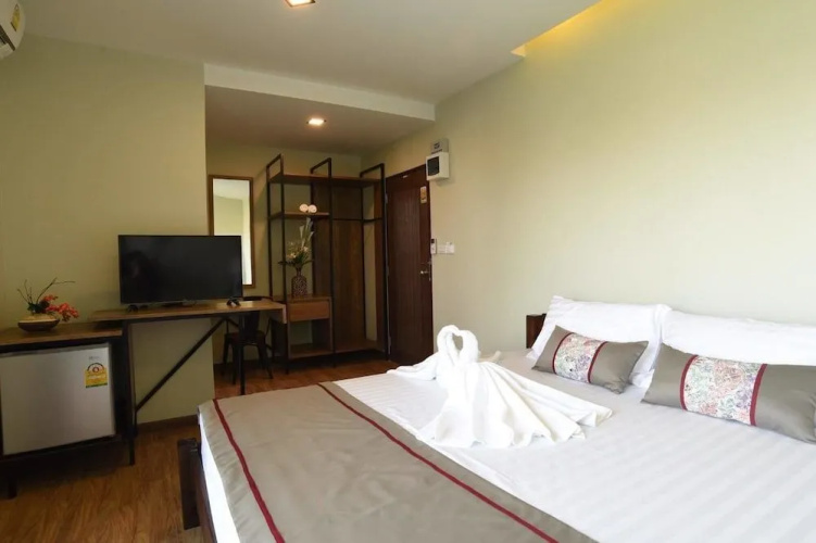 Home Inn Hotel