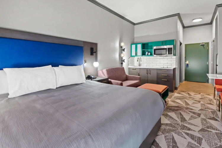Double Suite