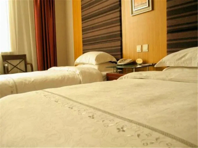Pengbo Business Hotel