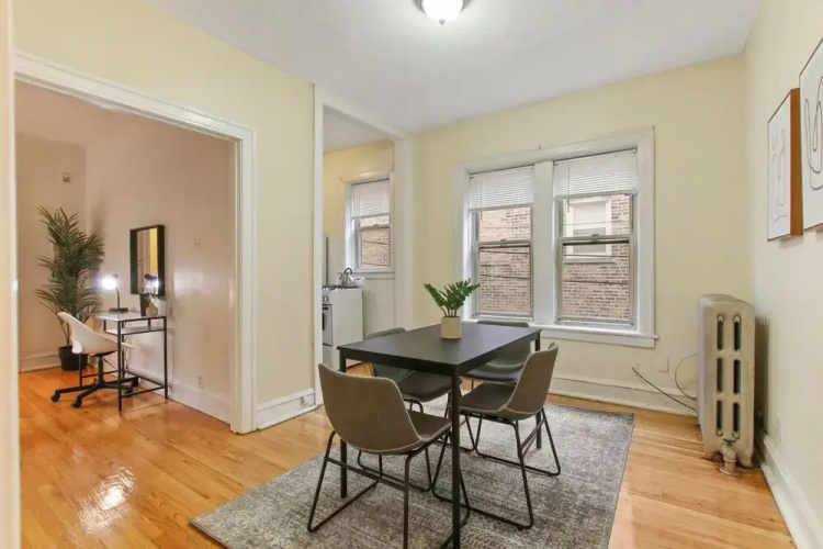 Cozy 1BR in Rogers Park - Touhy 2W
