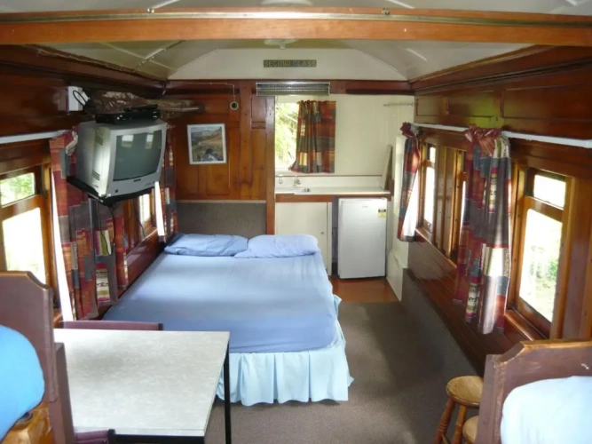Standard Sextuple Family room