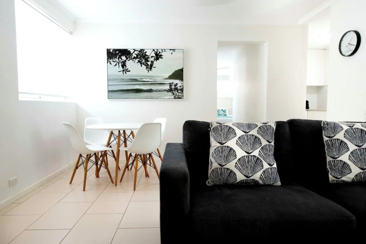1 Bedroom Apartment
