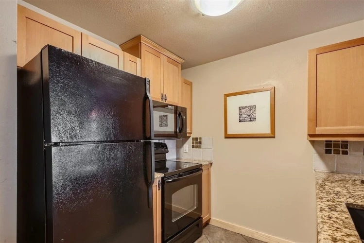 1 Bedroom Standard room with balcony and with mountain view