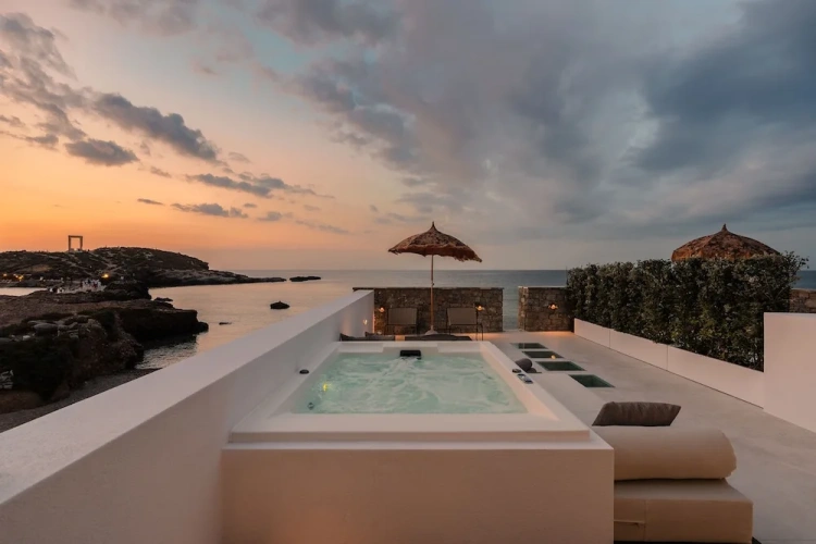 1 Bedroom Grand Suite with balcony and with sea view