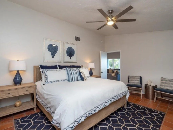 The Beach House 3 Bedroom Home by RedAwning