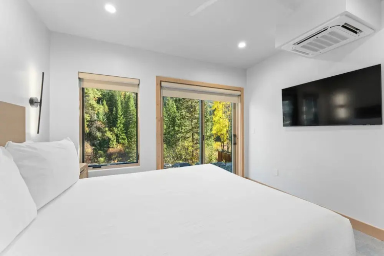 Ina's Way Townhomes, Unit C