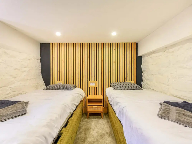 Host Stay The Lodge