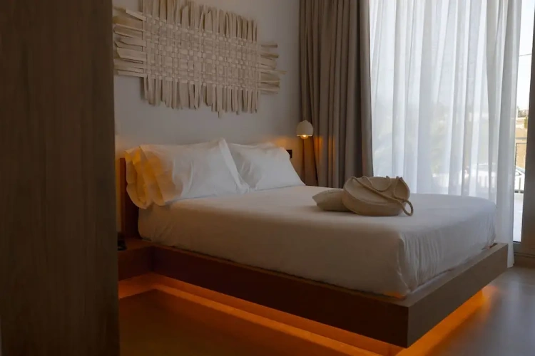 Standard room with balcony