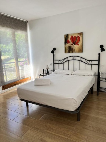 3 Bedrooms Apartment