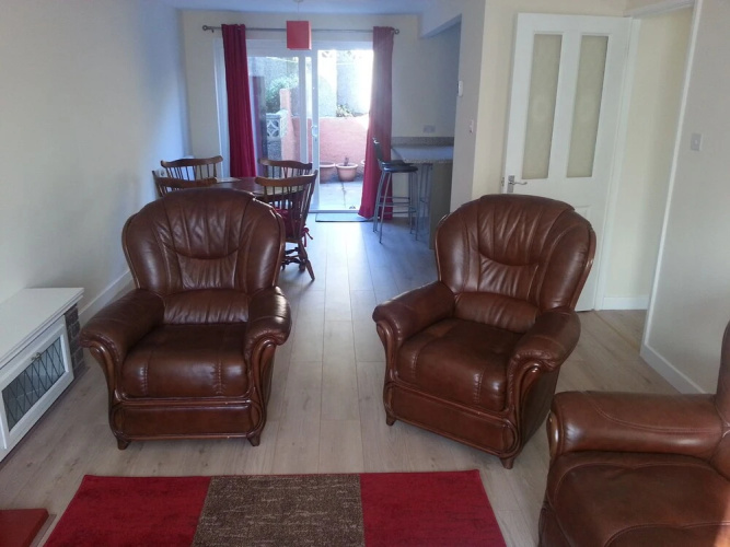 Immaculate 3-bed House in Bristol BS9
