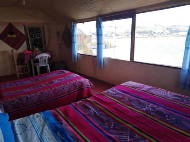 Standard Twin room with view