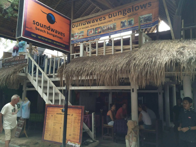 Gili Turtle Beach Resort