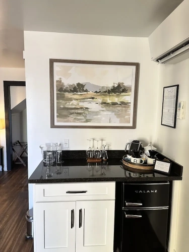 Premium Double Basement room