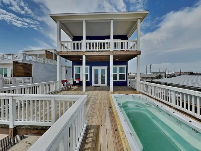 5 Bedrooms Cottage with balcony