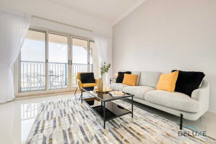 2 Bedrooms Apartment