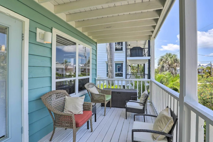 Covered Deck & Bay Views: Bradenton Beach Abode!