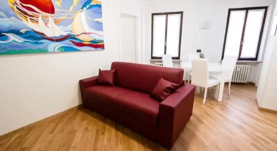 Adige Halldis Apartment