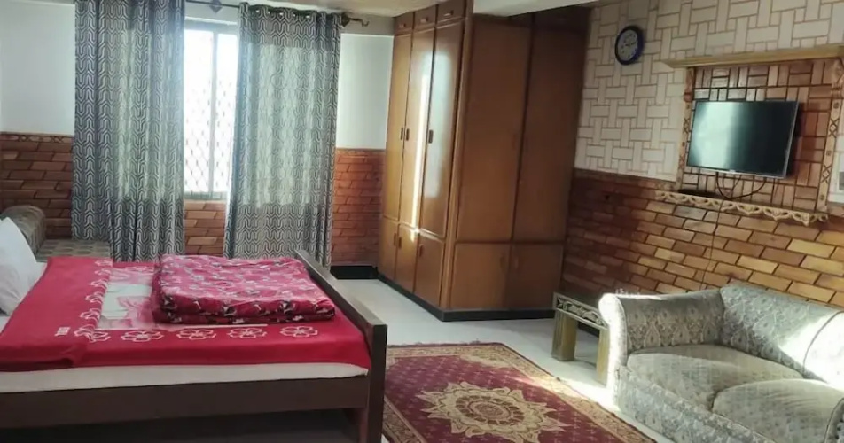 Home Land Resort