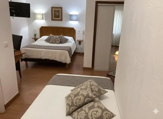 Standard Triple room