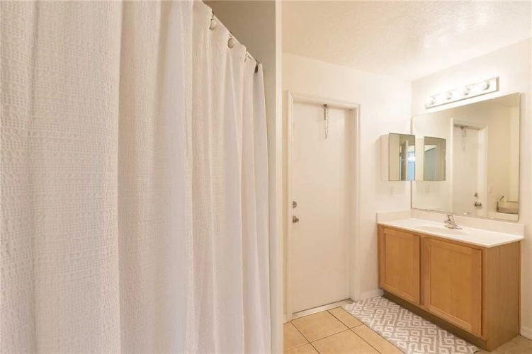 Beach Daze by Distinctive Beach Rentals