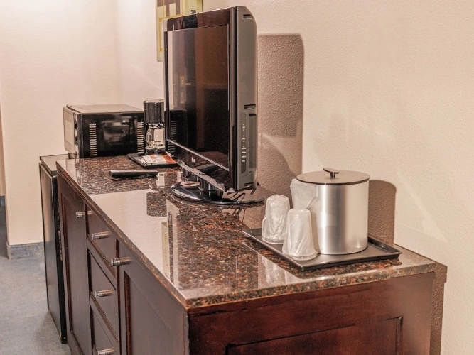 1 Bedroom Double Suite