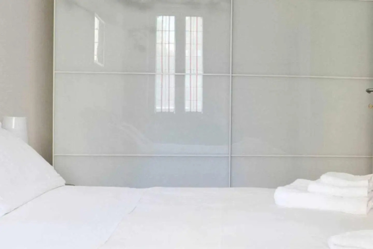 SV18C Charming modern flat S Ambrogio
