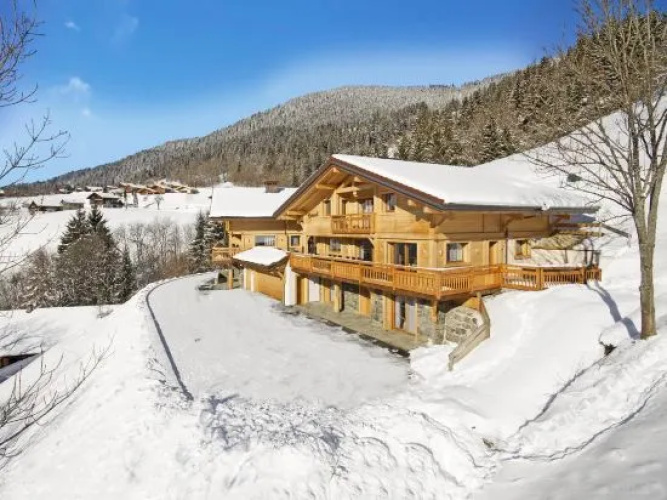 Chalet Caramel - OVO Network