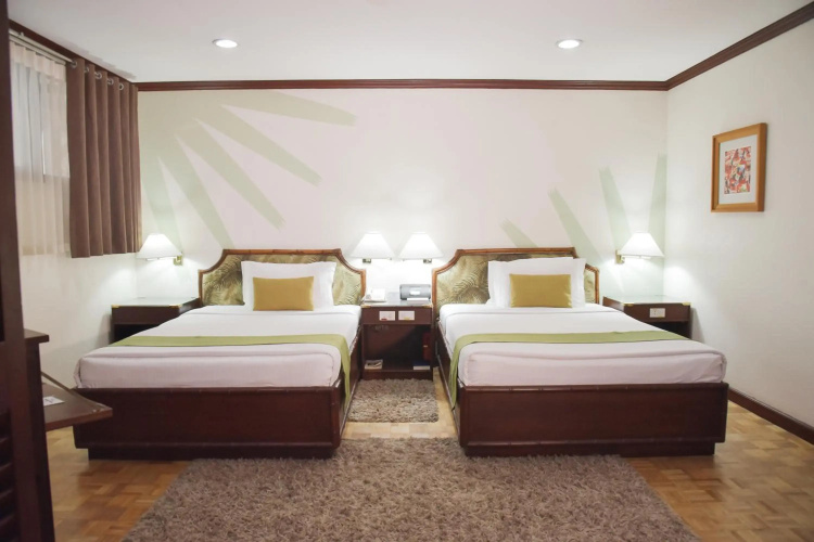 Oasis Hotel