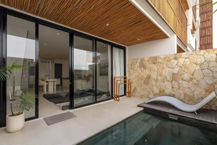 1 Bedroom Deluxe Suite with balcony