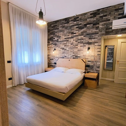 Suite with balcony
