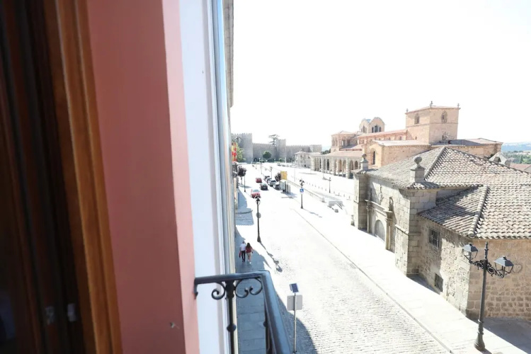 San Vicente Apartments