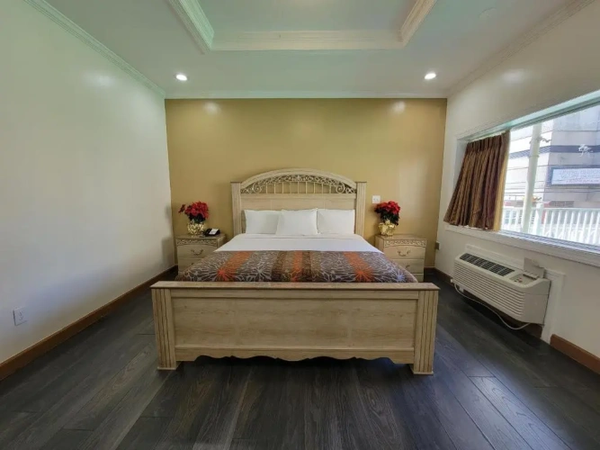 Deluxe Double Suite
