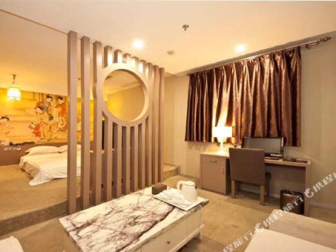 Deluxe Double Suite