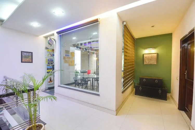 Fabhotel Pooja Residency