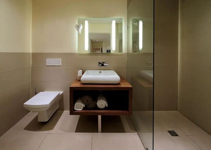 3 Bedrooms Luxury Apartment