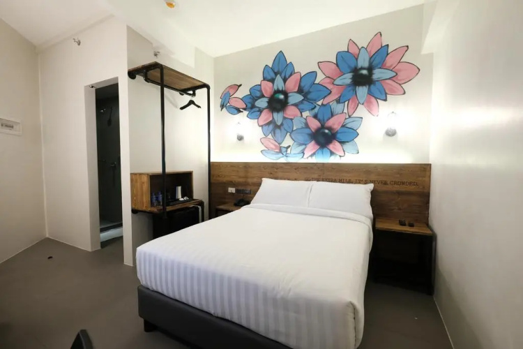U Hotels Makati