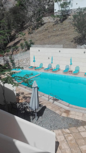 Sfinias Hotel