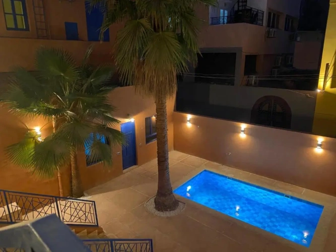 Apartment with pool view